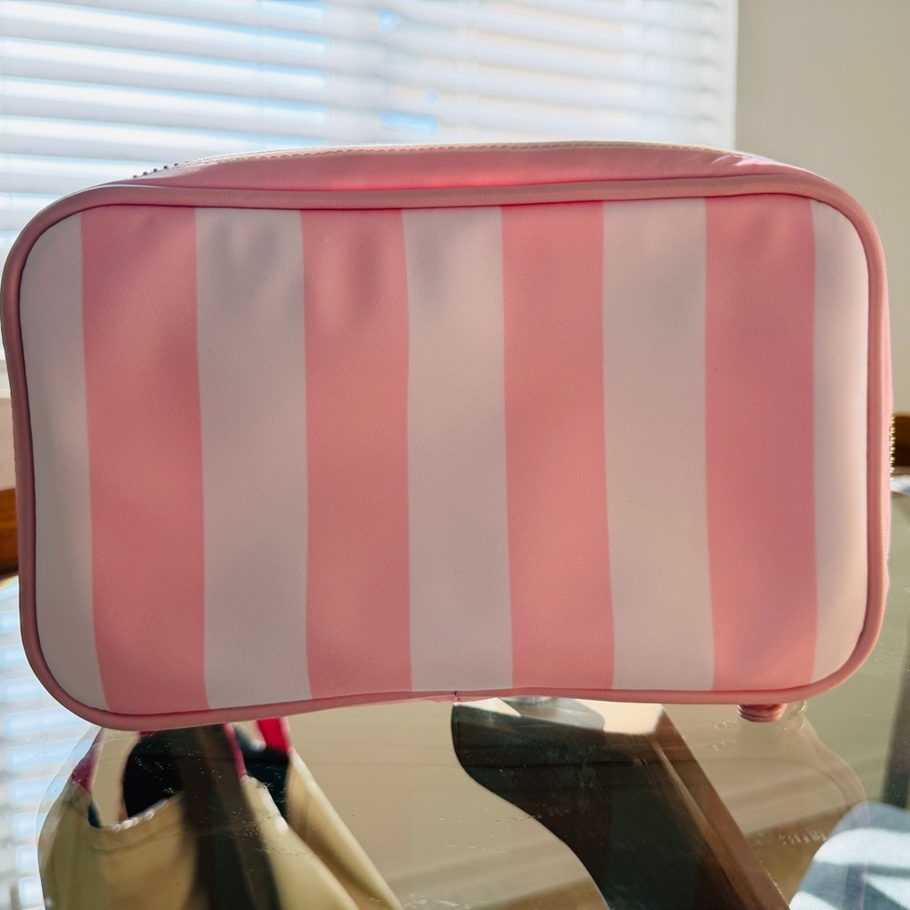 ✨ MAKE AN OFFER ✨ Stoney Clover Striped Beverly Hills Double Zip Pouch - Picture 2 of 6